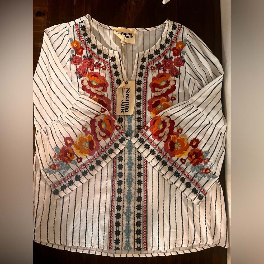 Savanna Jane Floral Embroidered Blouse - White and Red - Picture 8 of 11